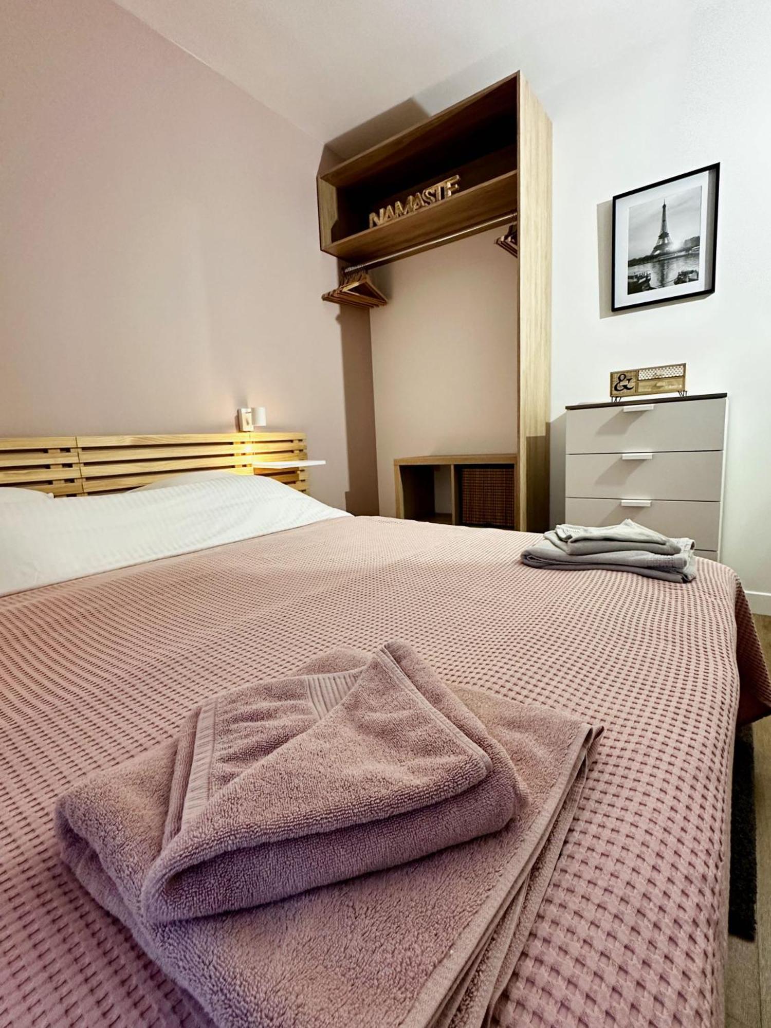 Repos Entre Paris & Disney โนฌ็อง-โซร์-มาร์น ภายนอก รูปภาพ